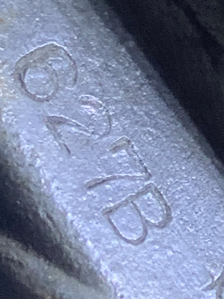 2 Sets of Keihin Carburettors 627B