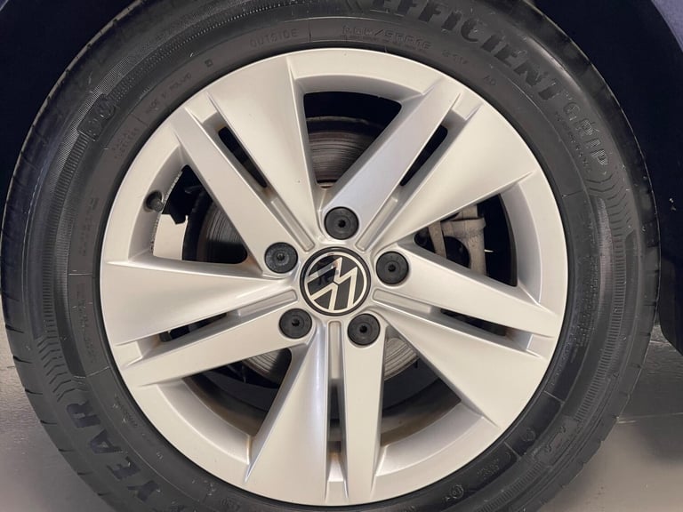 2020 Volkswagen Golf 1.5 eTSI MHEV Life DSG Euro 6 (s/s) 5dr HATCHBACK Petrol/Electric Hybrid Aut...