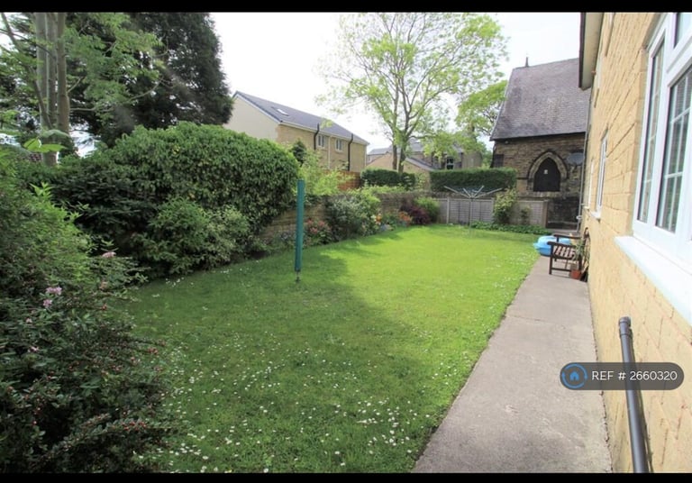 2 bedroom flat in St. Marys Court, Hollingworth, Hyde, SK14 (2 bed) (#2660320)