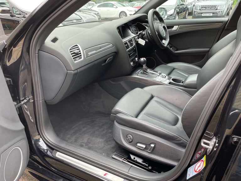 2014 Audi A4 4.2 RS 4 FSI Quattro Auto 4WD 5dr Estate Petrol Automatic