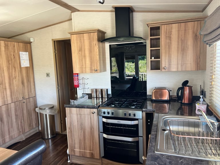 Marton Mere Blackpool 20th mon -Fri £225