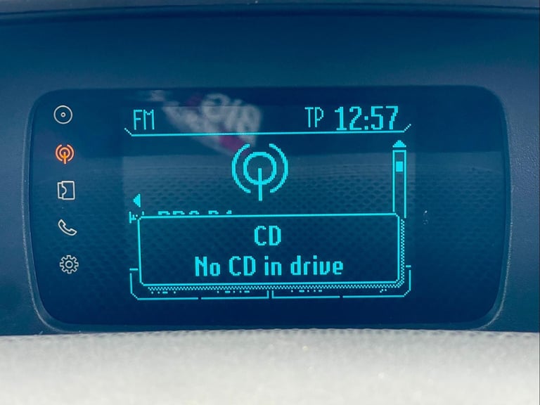 Ford TRANSIT 410 410 TDCI 125 L3H2 TREND 15 SEAT MINIBUS LWB MEDIUM ROOF RWD