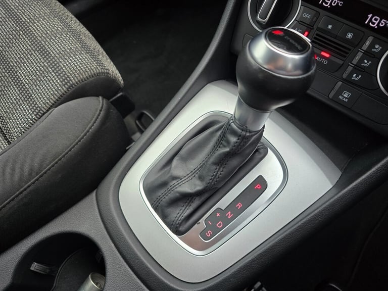 2015 Audi Q3 1.4T FSI SE 5dr S Tronic ESTATE PETROL Semi Automatic