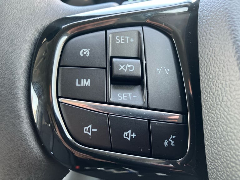 2025 Ford Transit Custom Transit Custom Limited 320 L1 2.0L EcoBlue 136PS FWD 6 Speed Manual Van ...