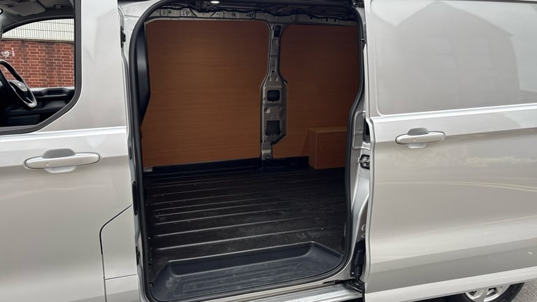 2025 Ford Transit Custom 2.0 EcoBlue 136ps H1 Van Limited Auto PANEL VAN DIESEL Automatic