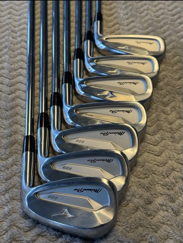image for Mizuno pro 223 irons 