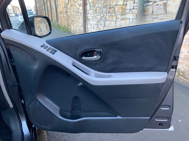 Toyota, YARIS, Hatchback, 2008, Manual, 1296 (cc), 5 doors