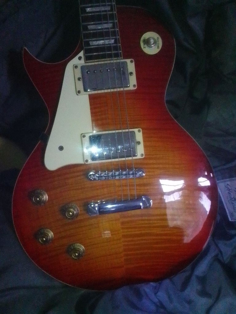 Vintage Les Paul style elec guitar LEFT HANDED