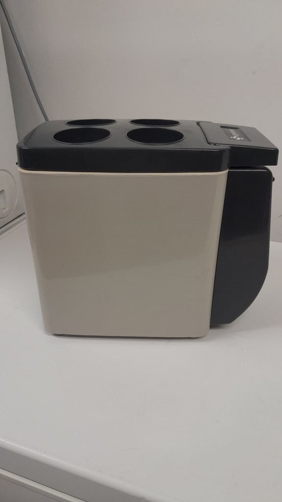 image for Cooler/warmer box