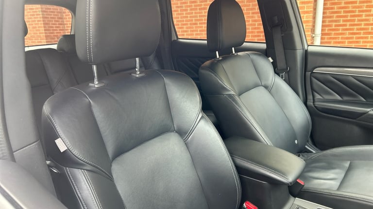 2019 Mitsubishi Outlander 2.4 PHEV Dynamic Safety 5dr Auto Estate Estate Hybrid Automatic