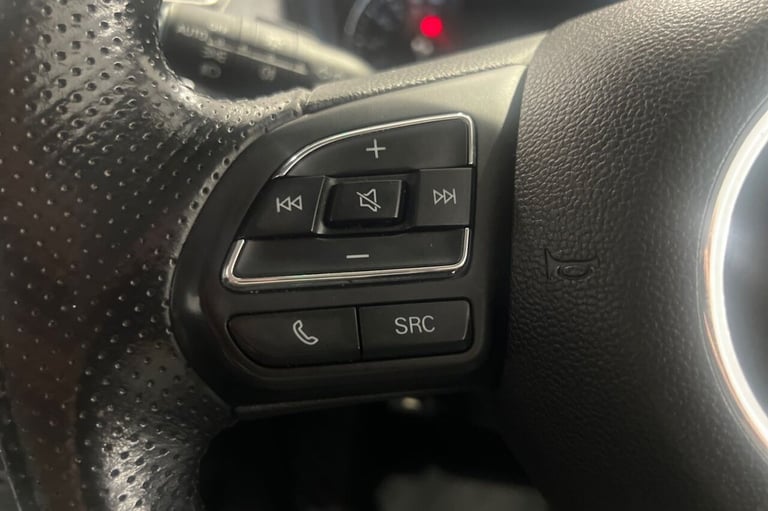 2021 71 MG MG 5 61.1KWH EXCLUSIVE LONG RANGE ESTATE 5DR ELECTRIC AUTO (156 PS) A