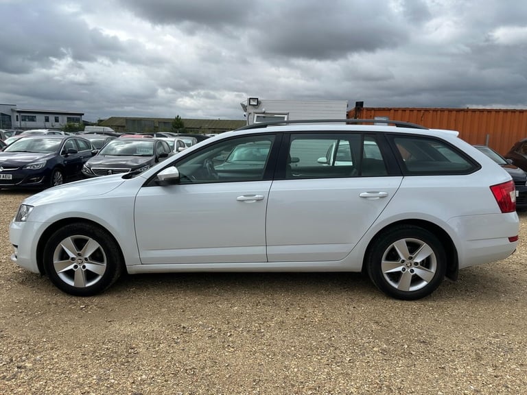 2014 Skoda Octavia 2.0 TDI Tour de France 4WD Euro 5 (s/s) 5dr ESTATE Diesel Manual