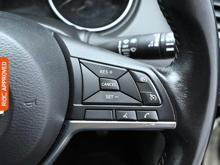 2019 Nissan Qashqai 1.3 DIG-T Tekna SUV 5dr Petrol Manual Euro 6 (s/s) (140 ps) SUV PETROL Manual