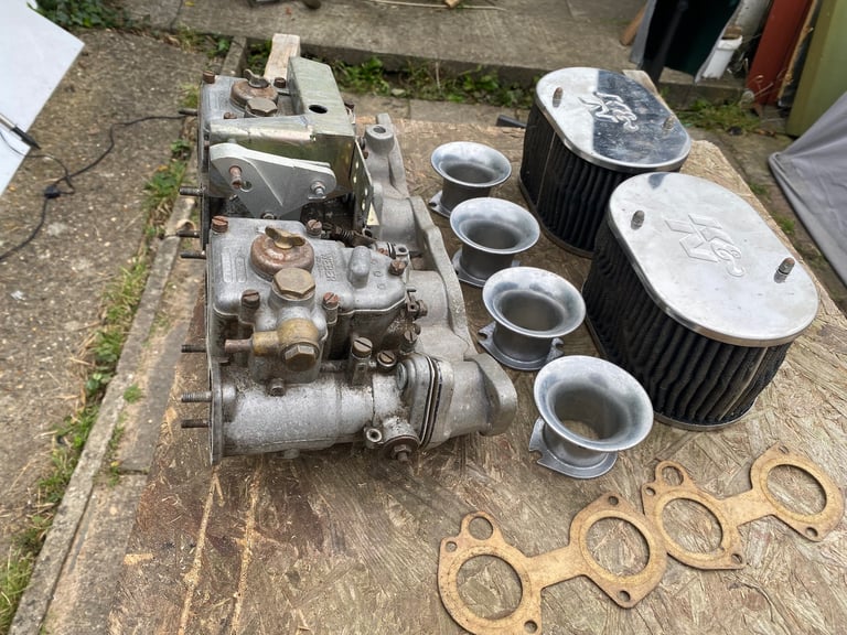  40DCOE Weber Carbs