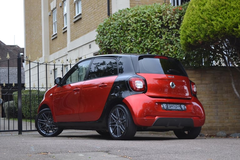 2017 smart forfour 0.9T BRABUS Sport Night Sky (Premium Plus) Twinamic Euro 6 (s/s) 5dr HATCHBACK...