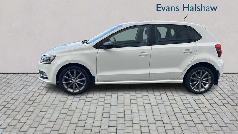 2015 Volkswagen Polo 1.2 TSI SE Design 5dr Hatchback Petrol Manual