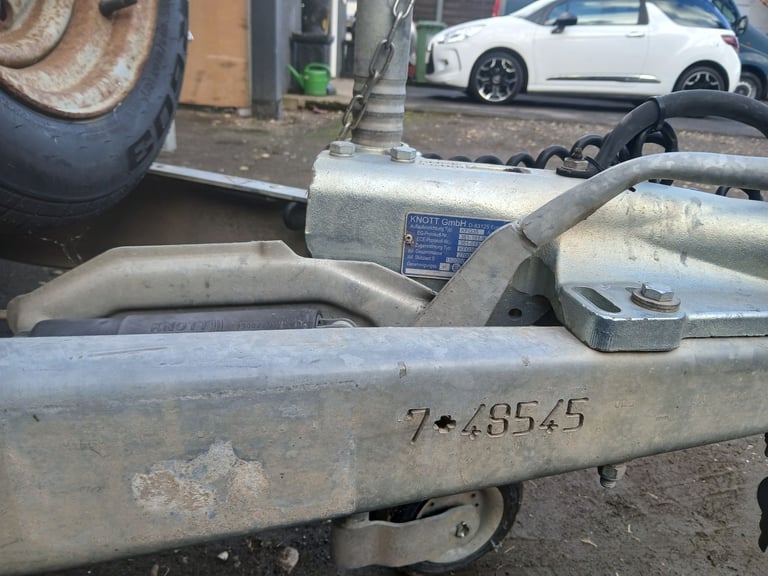 Ifor williams twin wheel trailer