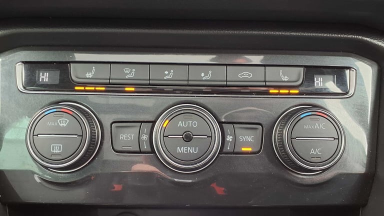 2020 Volkswagen Tiguan 2.0 TDi 150 R-Line Tech 5dr DSG Estate Diesel Automatic