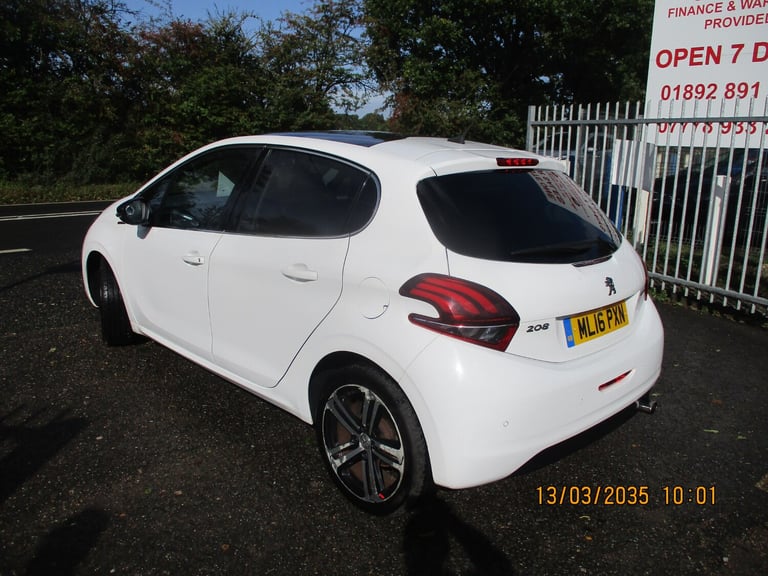 2016 Peugeot 208 1.2 PureTech 110 GT Line 5dr HATCHBACK Petrol Manual