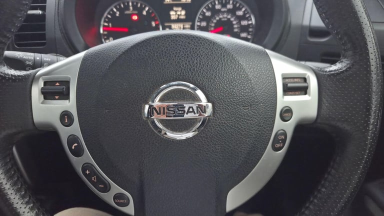 2014 Nissan X-Trail 2.0 dCi n-tec+ 4WD Euro 5 5dr ESTATE Diesel Manual