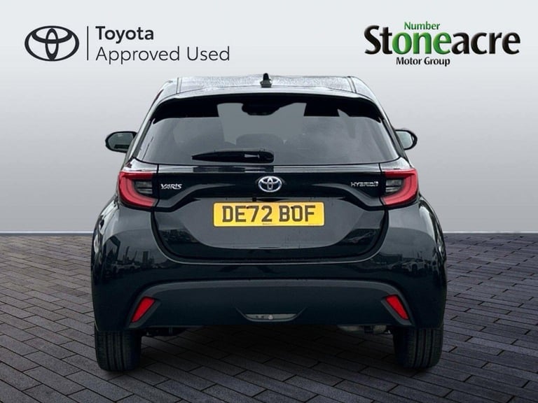 2022 Toyota Yaris 1.5 VVT-h Design Hatchback 5dr Petrol Hybrid E-CVT Euro 6 (s/s) (116 ps) HATCHB...
