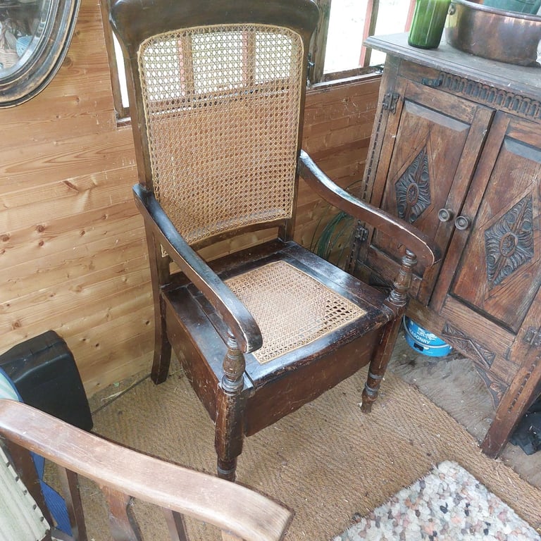 Free chair commode BS2 9XB 