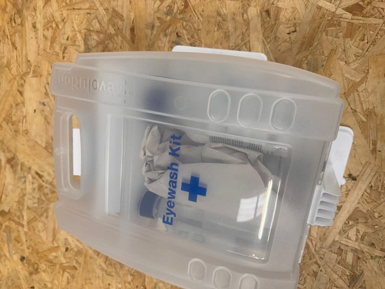 image for Eye Wash Kit – Workplace First Aid Station with Saline Pods & Eye Pads, Wall-Mount