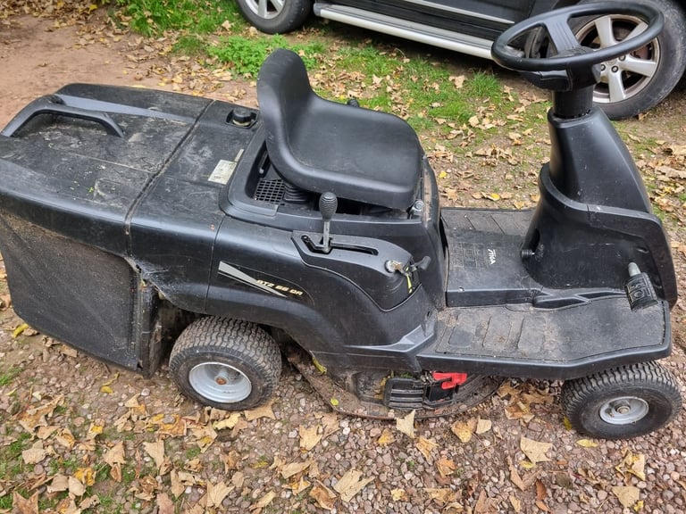 Alpina ride on lawn mower 