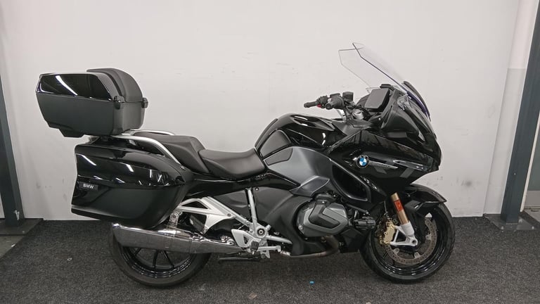 image for BMW R1250RT LE ** MOT AUGUST 2026 - TFT DISPLAY - FULL LUGGAGE ** 