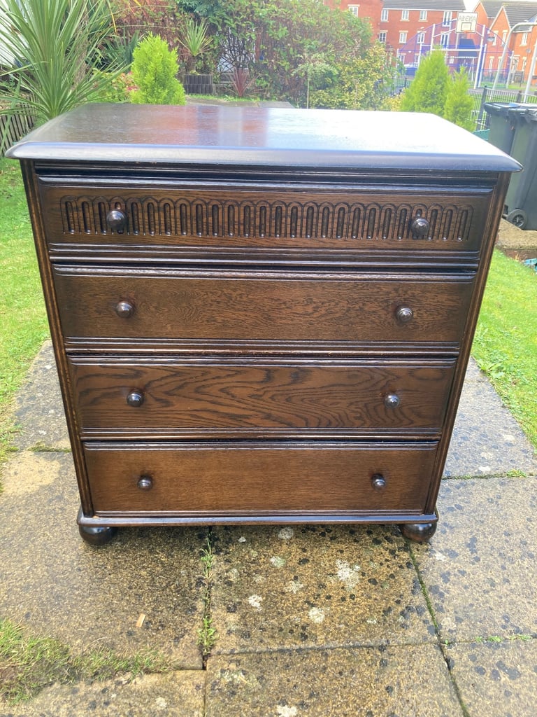 Antique mid century oak chest of drawer and side table set (delivery available)