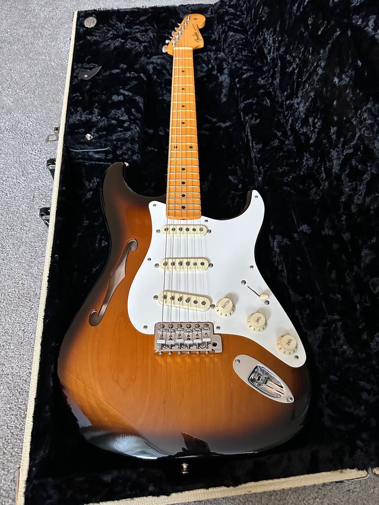 Fender Stratocaster Thinline - Eric Johnson US Artist Series - Mint!