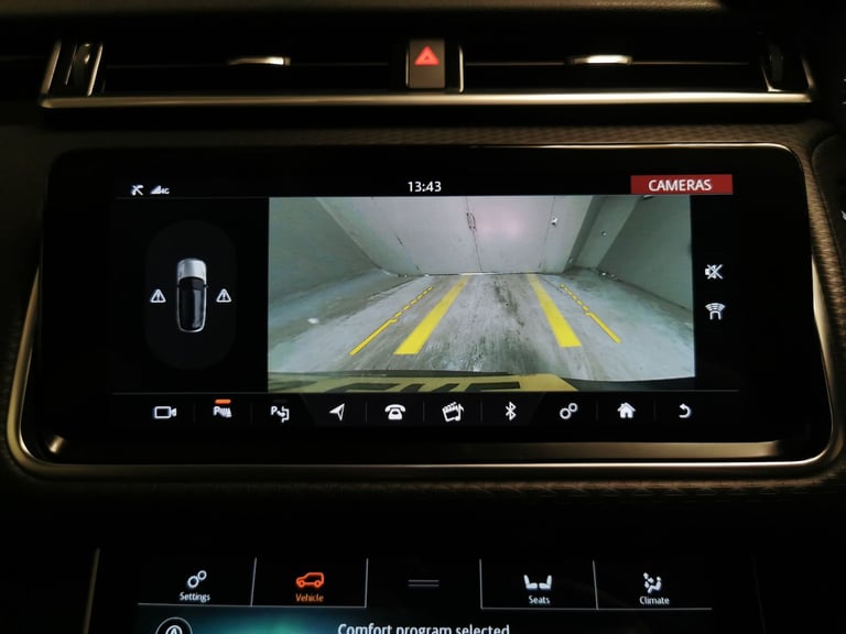 2020 Land Rover Range Rover Velar 2.0 D240 SE SUV 5dr Diesel Auto 4WD Euro 6 (s/s) (240 ps) - REV...