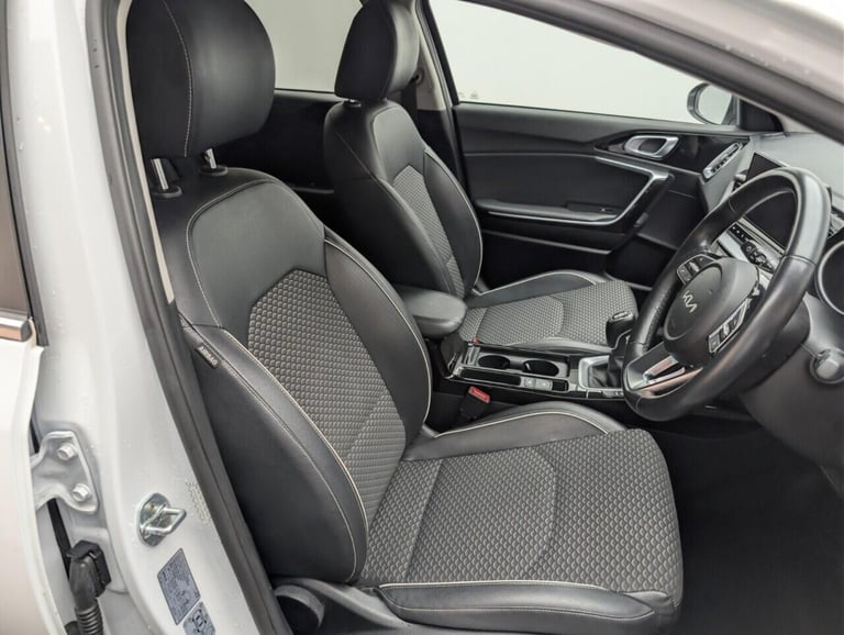 2022 Kia XCeed 1.5 T-GDi 3 SUV 5dr Petrol Manual Euro 6 (s/s) (158 bhp) - SAT NAV + PRIVAC HATCHB...
