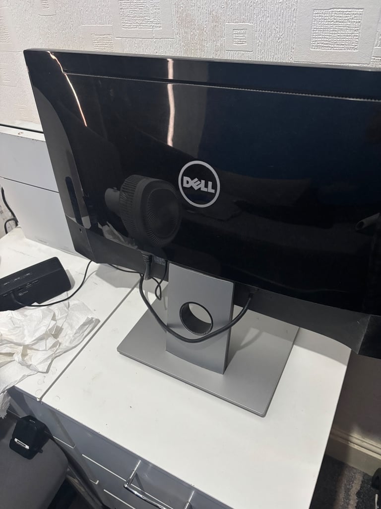 Dell 24 Gaming Monitor | SE2417HGX - 60cm(23.6")