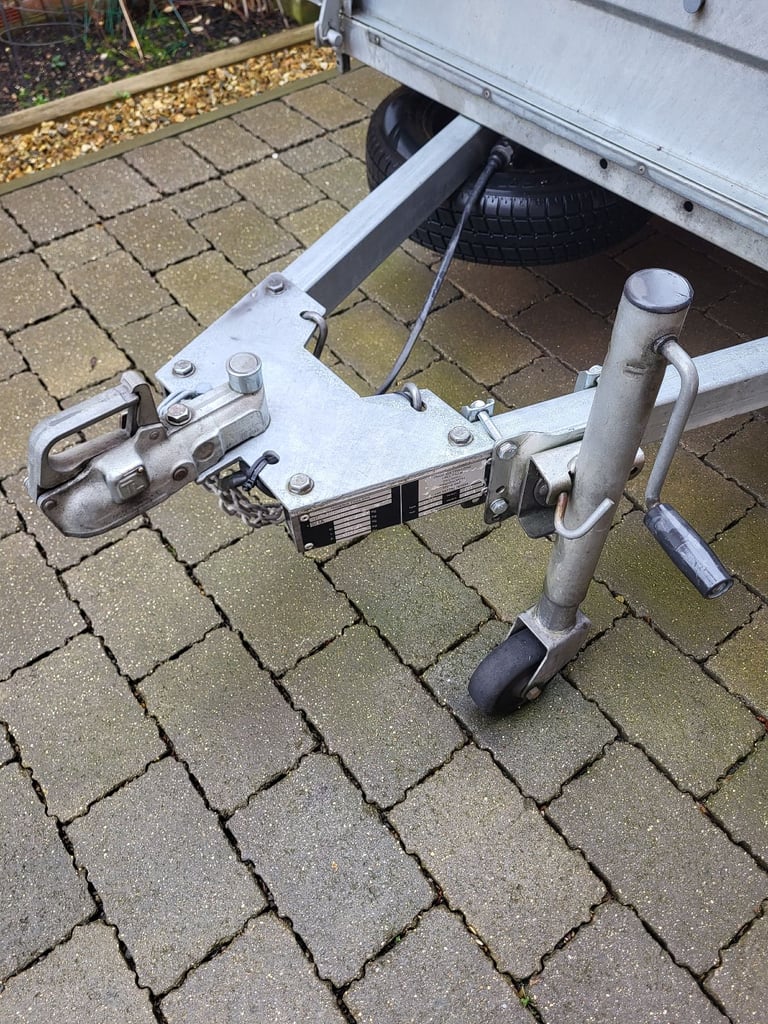  Phoenix 9`6" x 4`6" General Purpose Twin Axle Trailer.