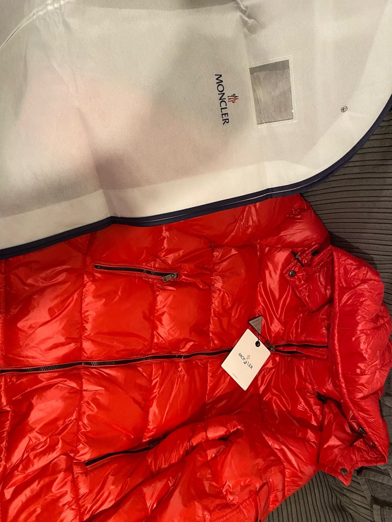 Moncler Jacket Coat Men’s Ladies Size 3