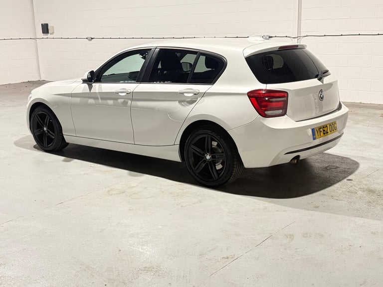 2013 BMW 1 Series 2.0 116d Sport Euro 5 (s/s) 5dr HATCHBACK Diesel Manual