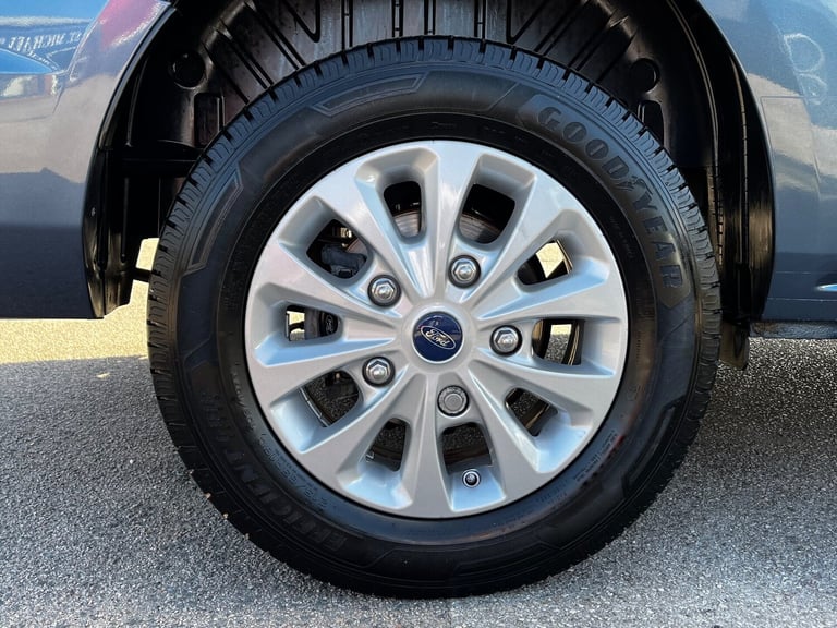 2023 Ford Tourneo Custom 320 ZETEC ECOBLUE MPV Diesel Automatic