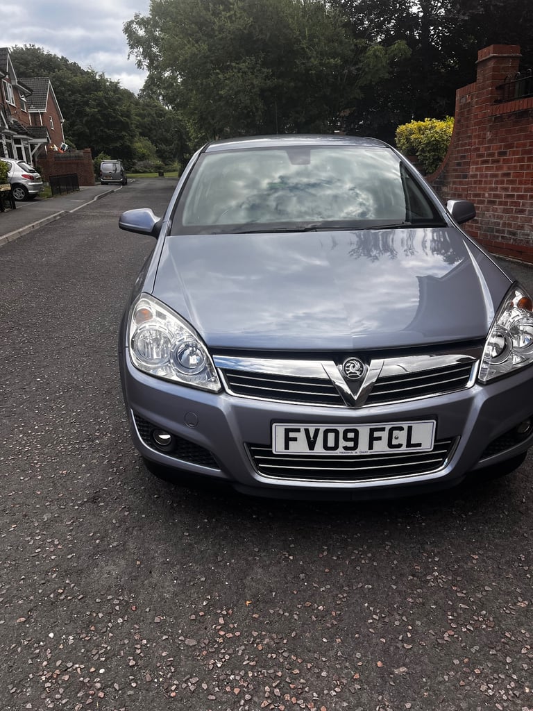 2009 Vauxhall, ASTRA, 1.8 Petrol Automatic 