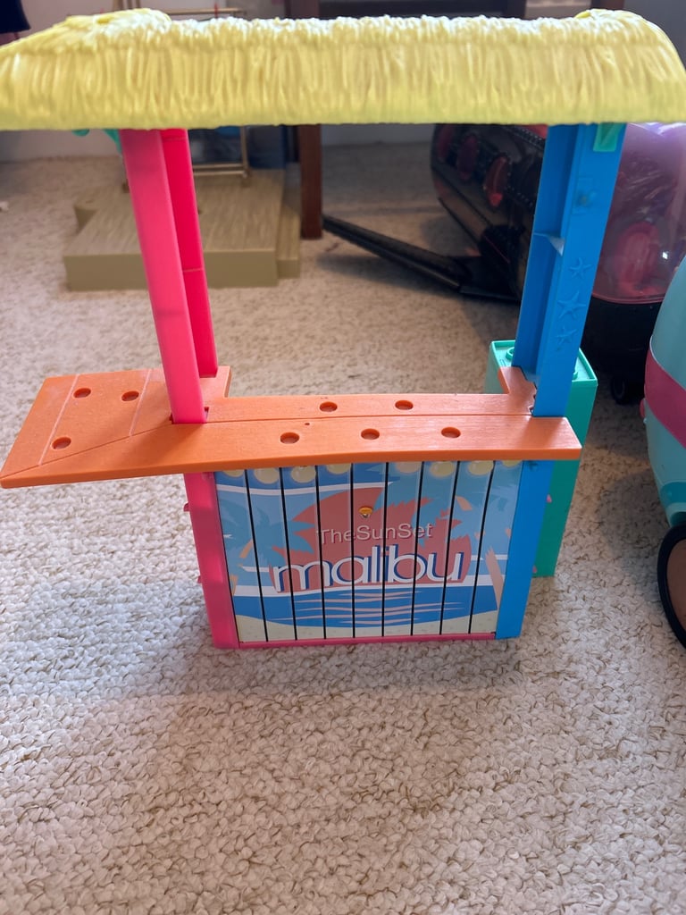 Dolls plane/campervan 