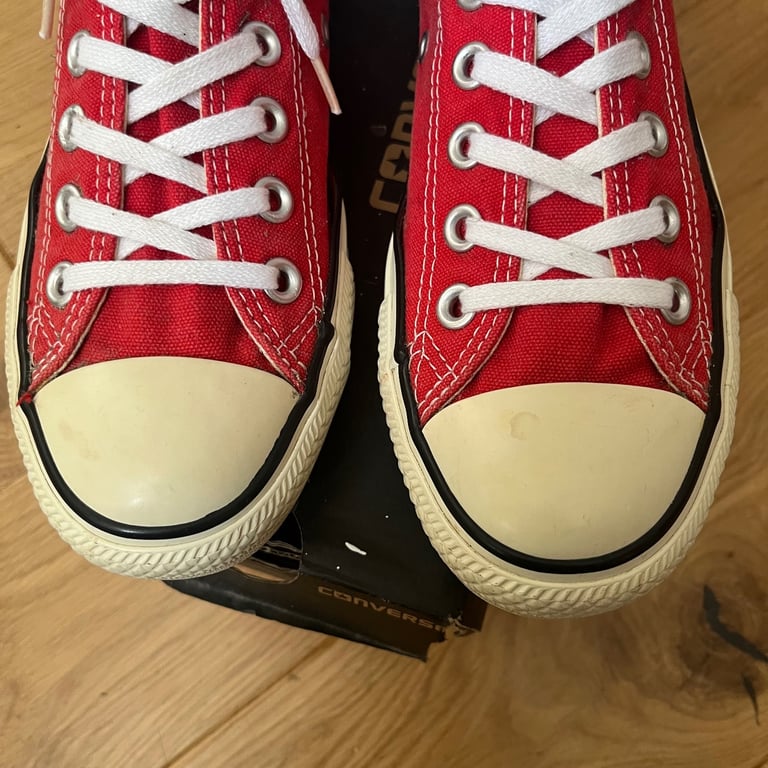 Converse All Star trainers size 5