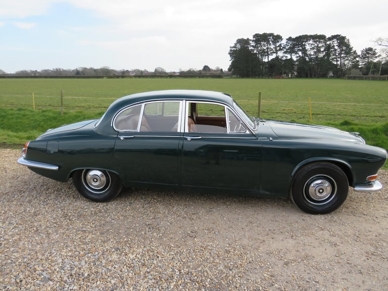 1968 Jaguar 420 4.2 MOD MANUAL Saloon Petrol Manual