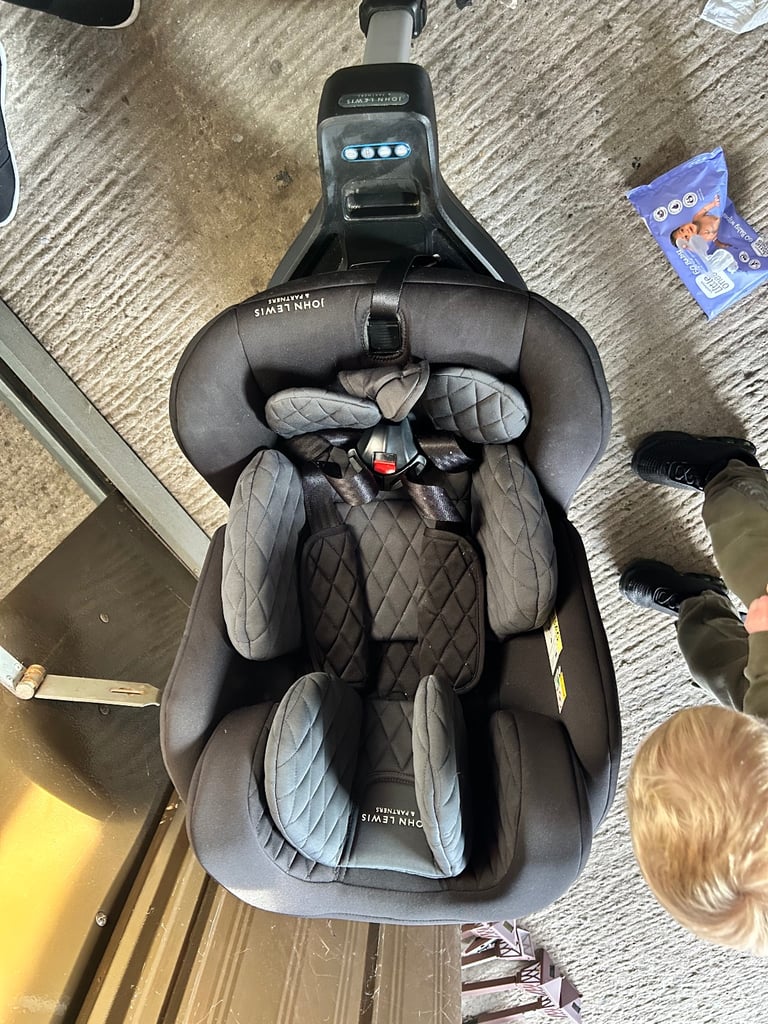 360 car seat with base & stand 