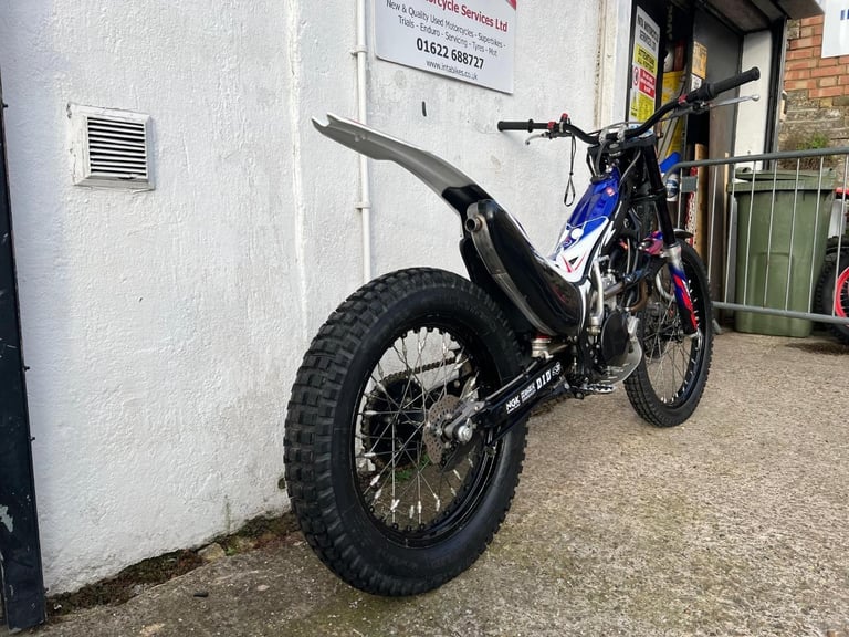 HONDA MONTESA COTA 301RR TRIALS BIKE ROAD REG