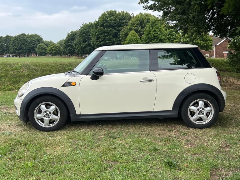 2008 MINI Hatch 1.4 One 3dr Auto HATCHBACK Petrol Automatic