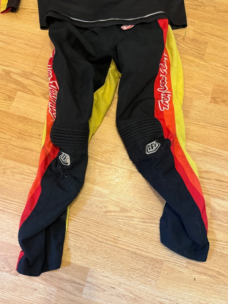 Troy Lee Designs XL Youth MX Kit