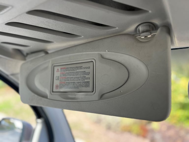 2011 Renault Kangoo 1.6 16V Expression Auto Euro 5 5dr MPV Petrol Automatic