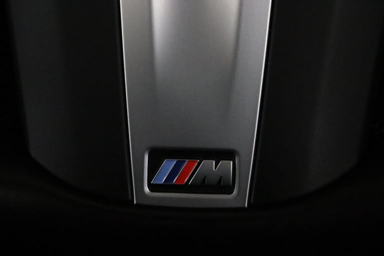 2022 BMW 7 Series 3.0 745Le 12kWh M Sport Auto xDrive Euro 6 (s/s) 4dr SALOON Petrol/Electric Hyb...