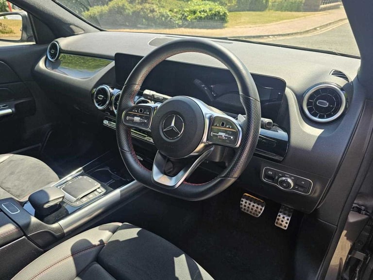  Mercedes-Benz GLA 200d AMG Line Executive 5dr Auto Hatchback Diesel Automatic