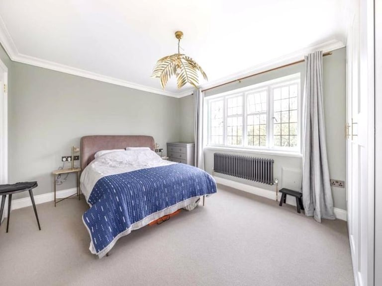 🏡 Cozy room available in Southfields 